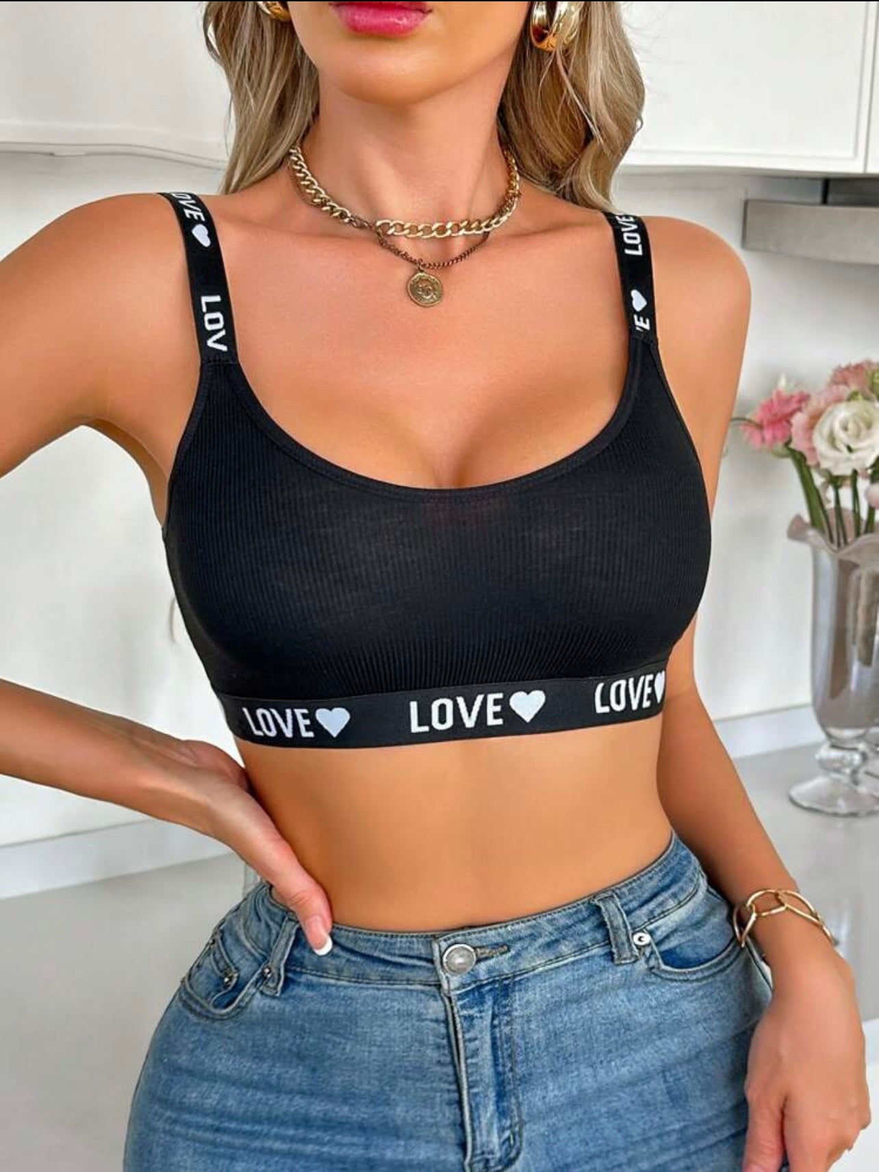 Canotta Donna Semplice con Cuori e Lettere Lavorati a Maglia