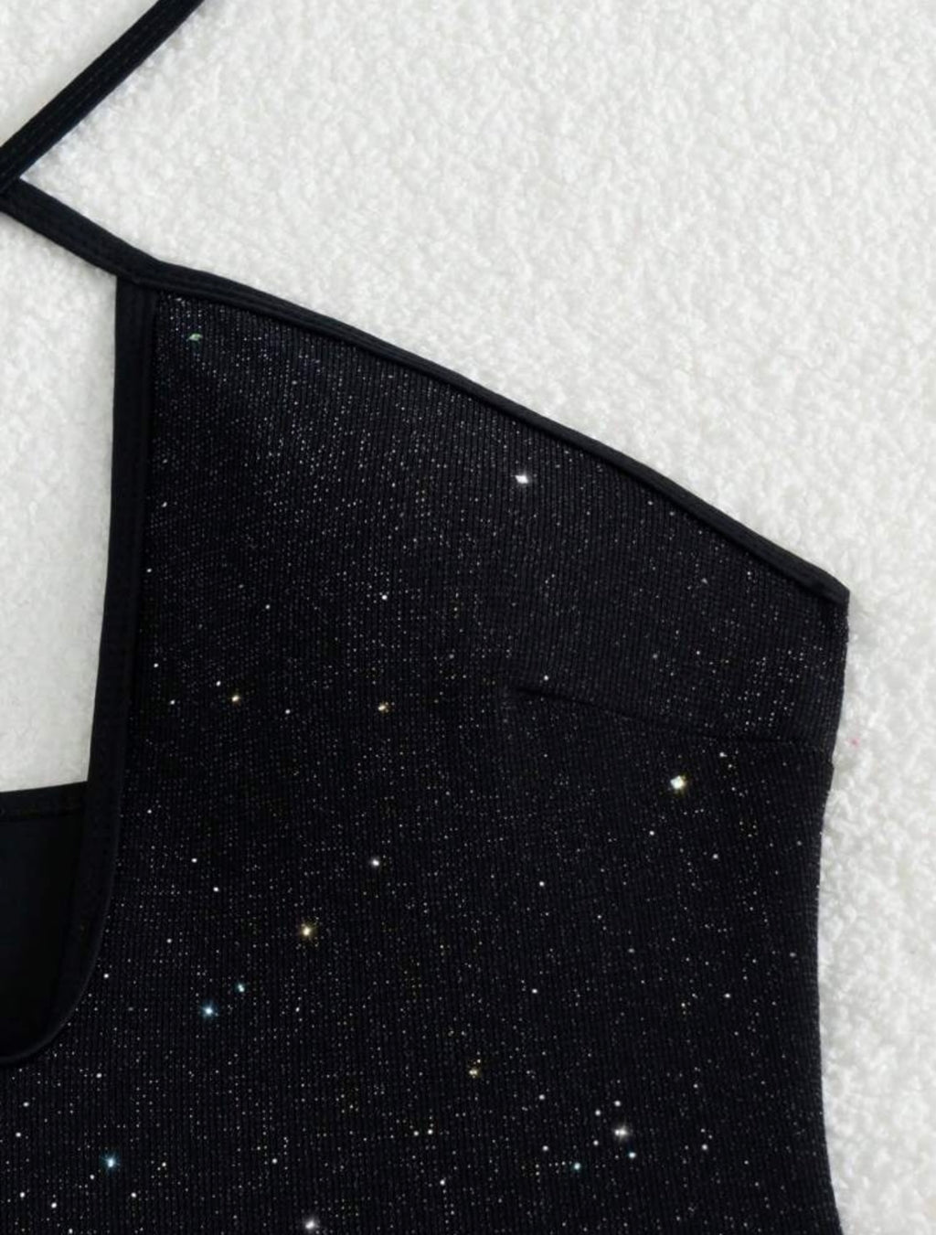 Costume da bagno intero sexy, in rete lucida con tagli incrociati e scollo a barchetta per le donne