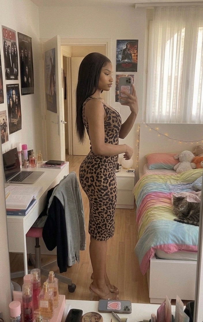 Abito Sexy Estate 2026 – con Scollo a V e Stampa Leopardata
