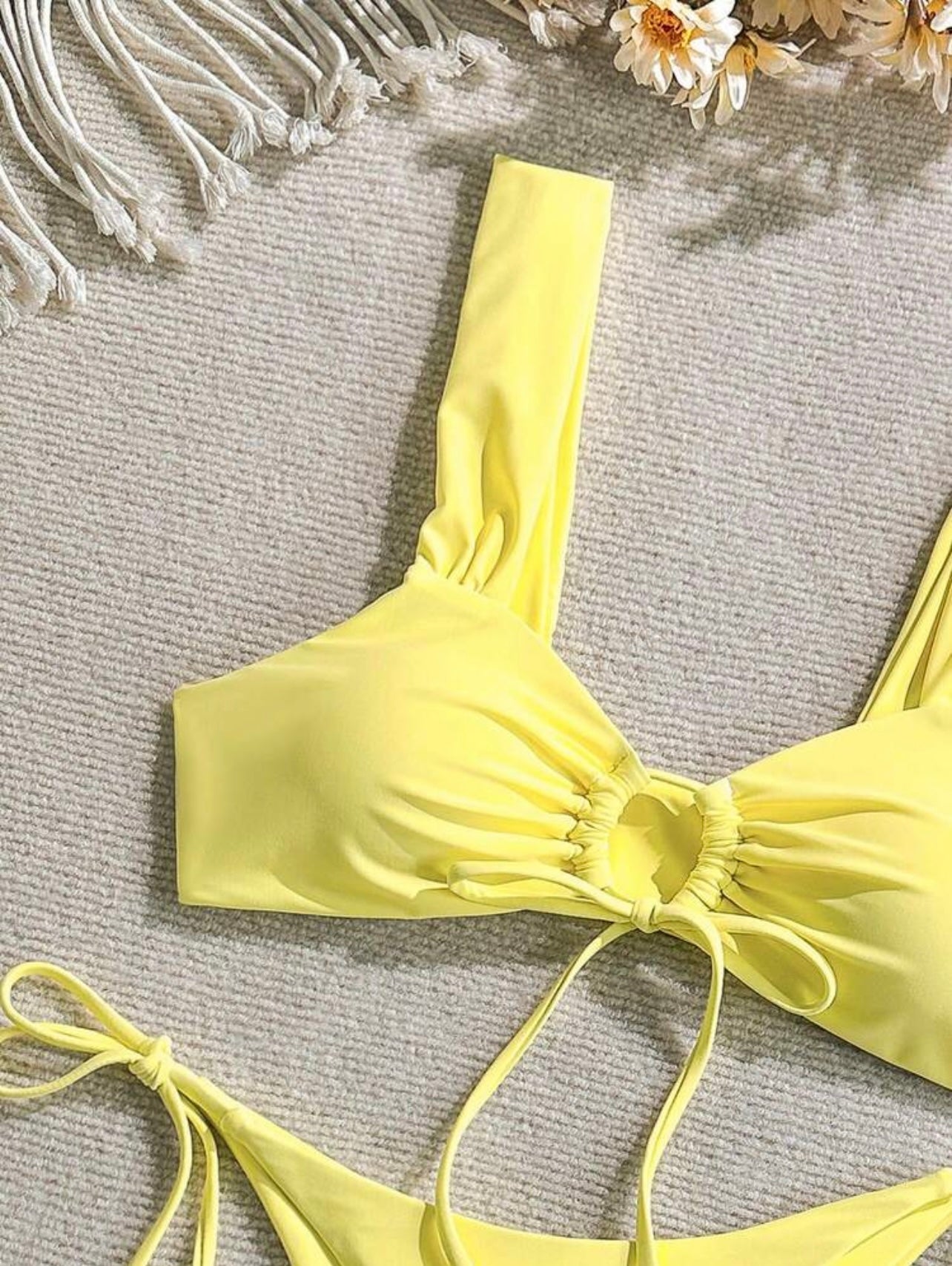 Set bikini da donna alla moda, elegante e sexy con lacci