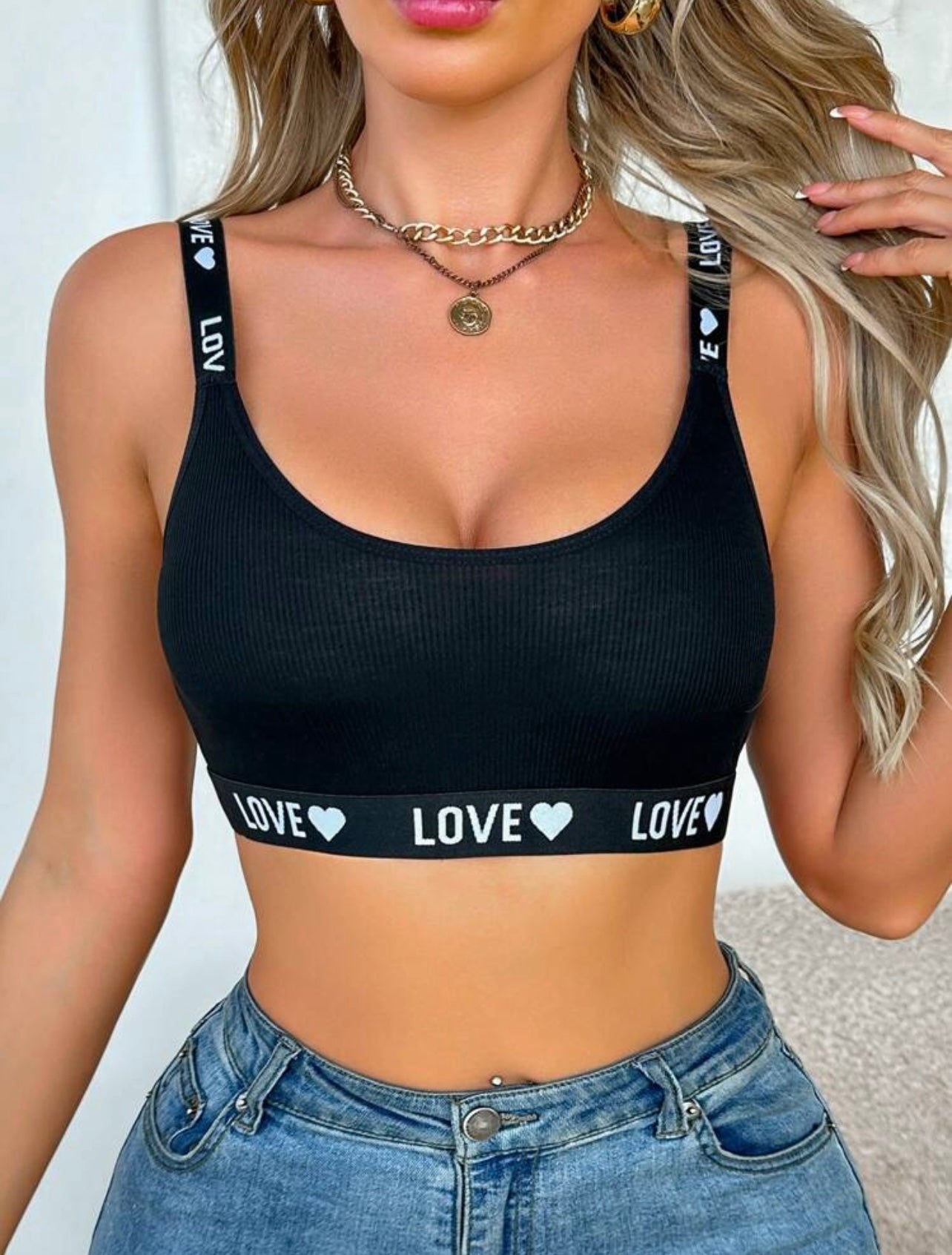 Canotta Donna Semplice con Cuori e Lettere Lavorati a Maglia