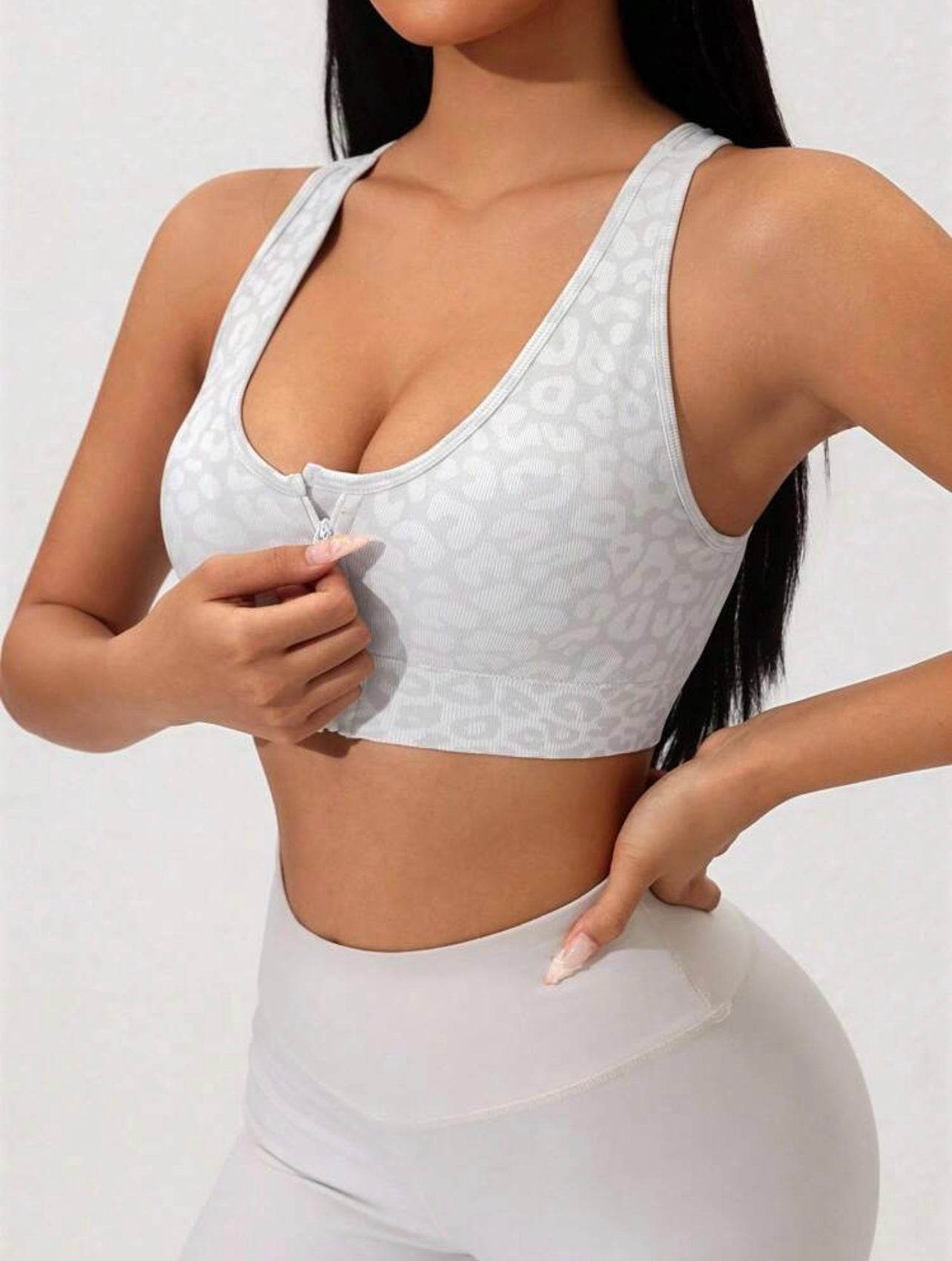 Reggiseno sportivo da donna con stampa leopardata e zip frontale