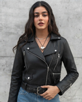 Damenjacke aus schwarzem Kunstleder im Moto Biker Stil – Frühlingskollektion mit Gürtel und Reißverschluss