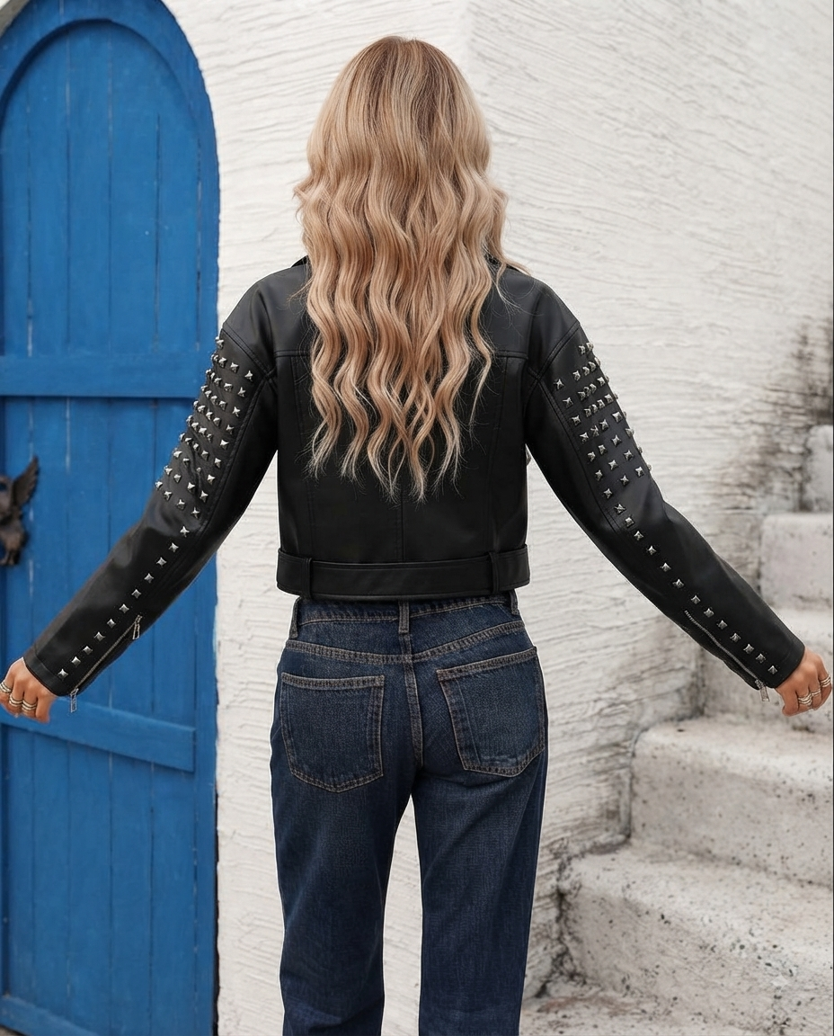 Giacca Biker in Ecopelle con Borchie e Cintura - Giubbotto Donna Crop Rock Chic