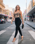 Combinaison moulante noire style bustier – Jumpsuit élégante à fines bretelles