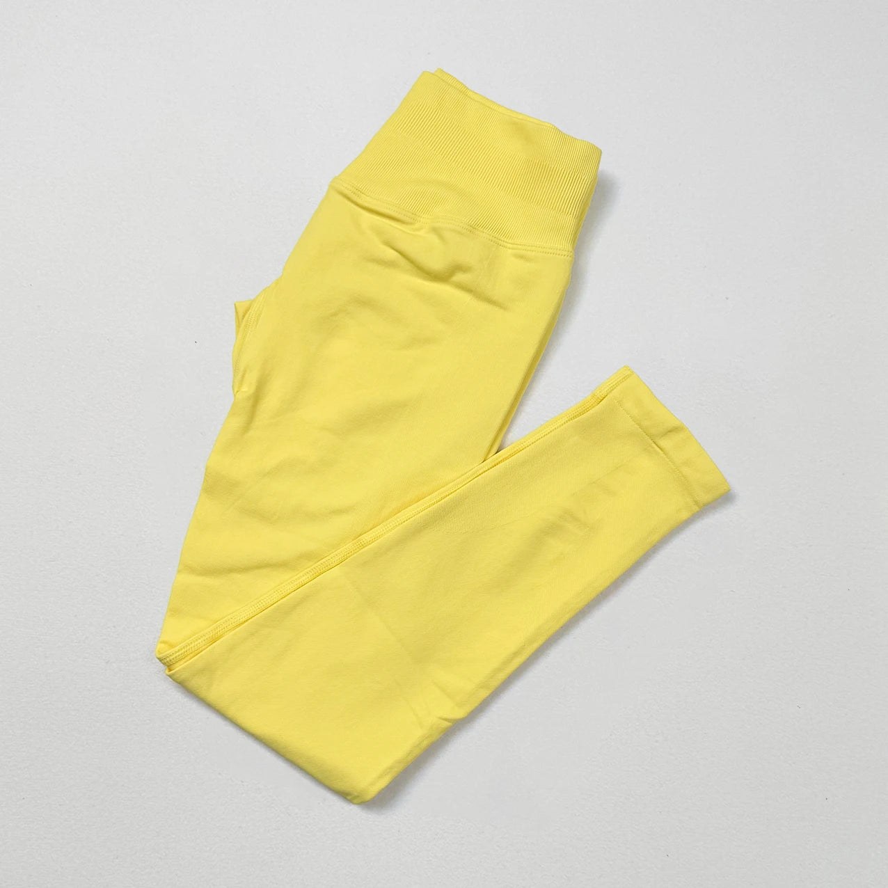 Legging de yoga froncé aux fesses (scrunch butt)