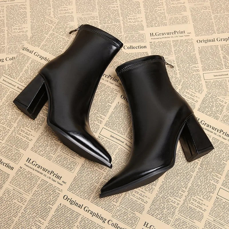 Spitze Stiefeletten für Damen