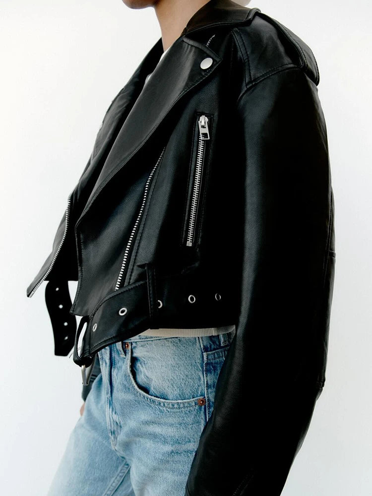 Blouson court femme en simili cuir Collection Printemps avec ceinture et fermeture éclair et col à revers – Coupe confortable