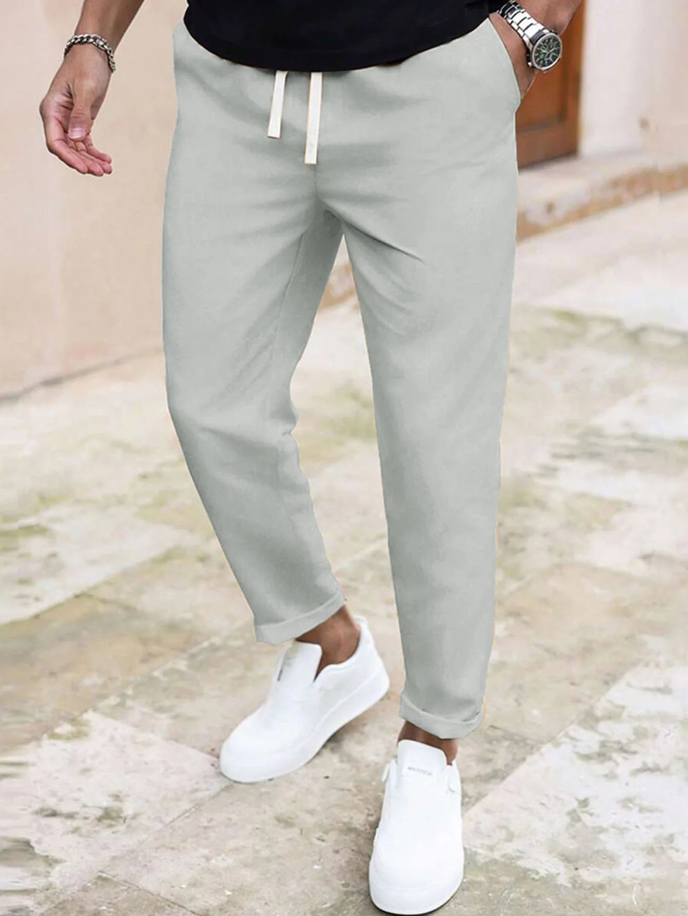 Pantalon décontracté slim fit uni avec cordon de serrage et poches