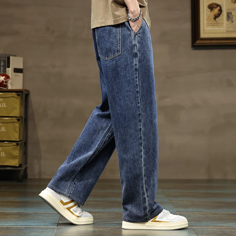 Jeans homme Coupe large style streetwear confortables et tendance.