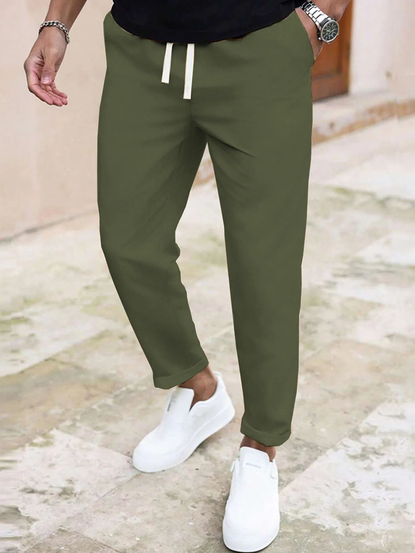 Pantalon décontracté slim fit uni avec cordon de serrage et poches