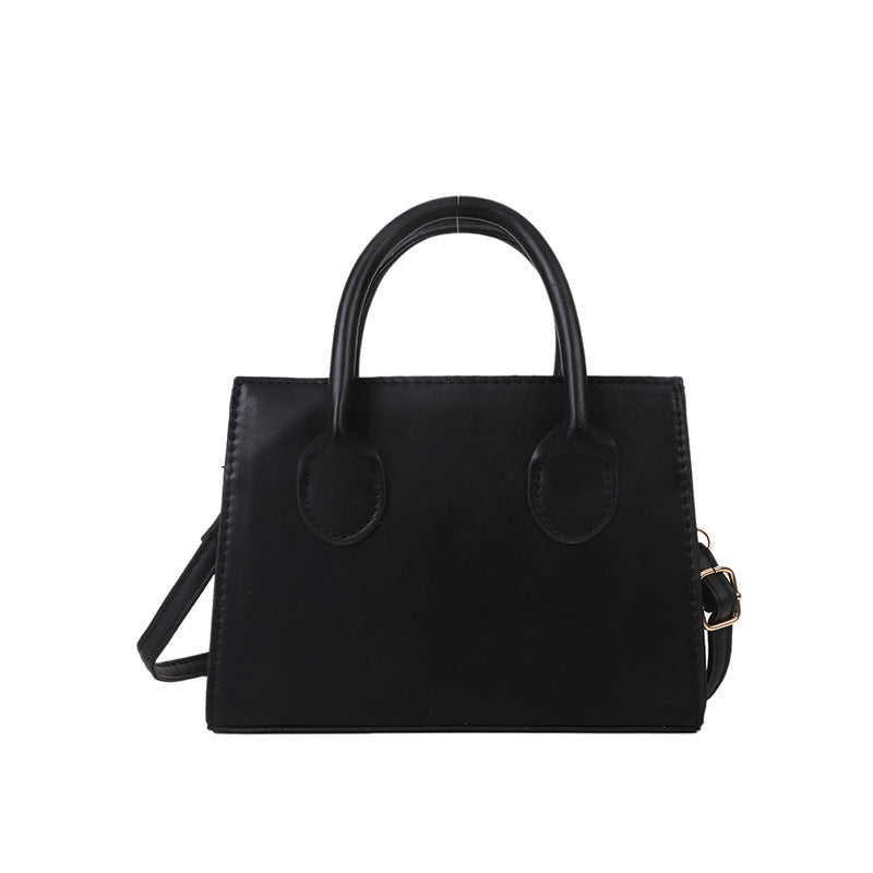 Petit sac carré pour femme, portable, de style vintage et décontracté à la mode.